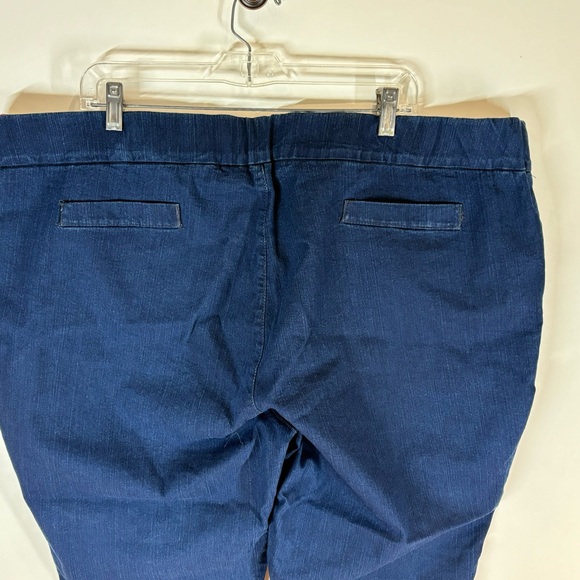 NWT Chic Classic Collection Women's Easy Fit Elastic Waist Jean size 24W petite - Picture 5 of 9
